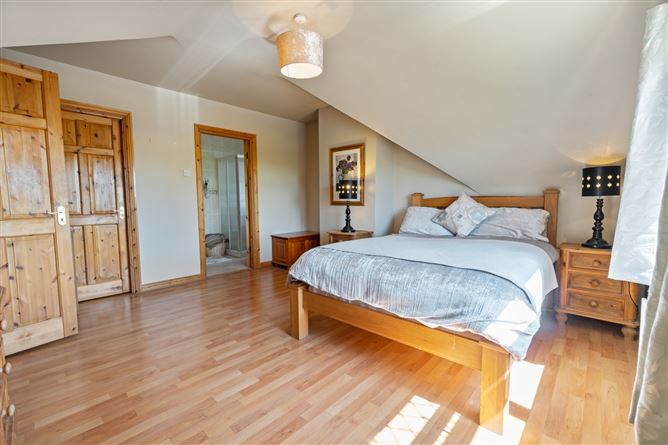 9 Glendale, Mayfield, Claremorris, Co. Mayo