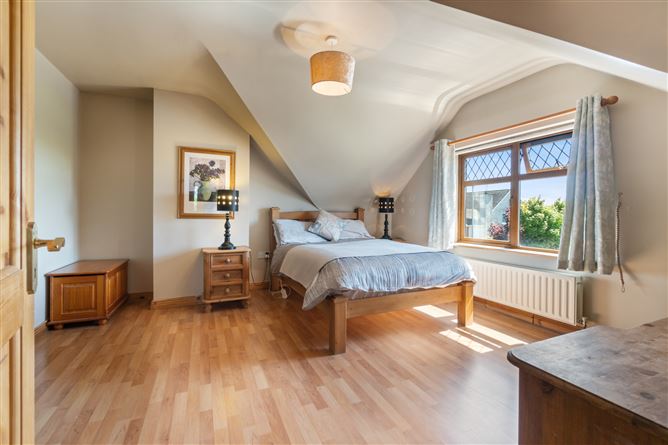 9 Glendale, Mayfield, Claremorris, Co. Mayo