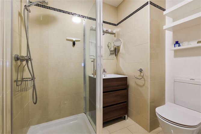 3 Mountain View, The Headlands, Putland Road, Bray, Co. Wicklow