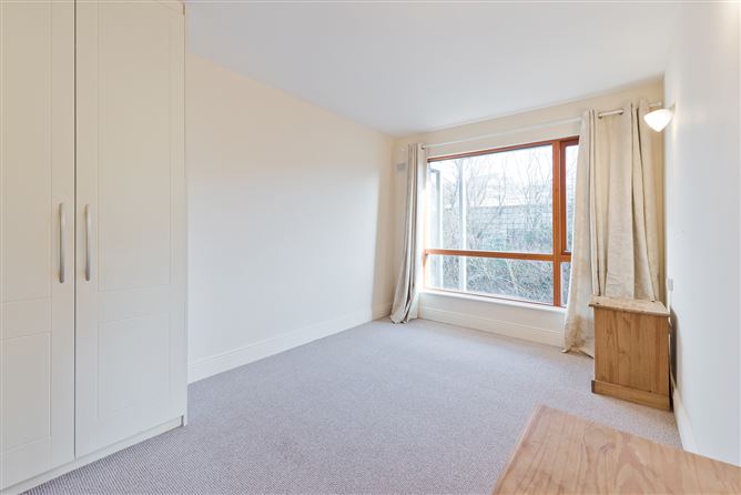 137 Hunters Green, Hunters Wood, Ballycullen, Dublin 24