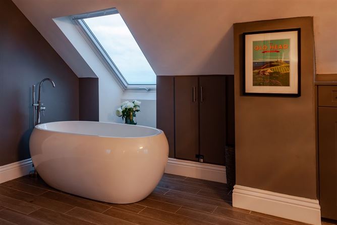 Ocean View Property, Kinsale, sleeps 22 guests ,Kinsale,  Cork, Ireland