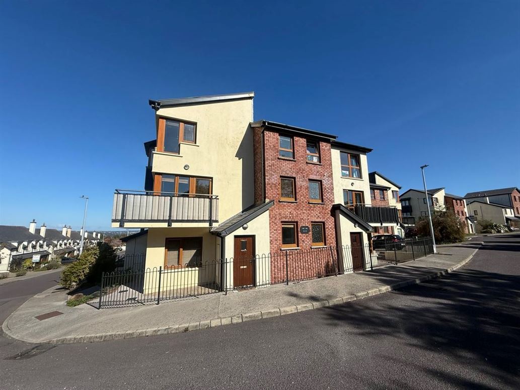 25 Fort Hill, Moneygurney, Rochestown, Cork