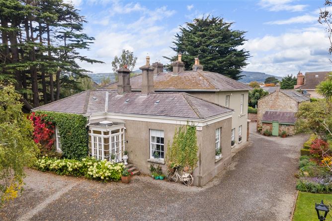 https://photos-a.propertyimages.ie/media/2/4/0/4960042/8047c033-bfd8-4fd8-bca3-120c831cfa2d_l.jpg