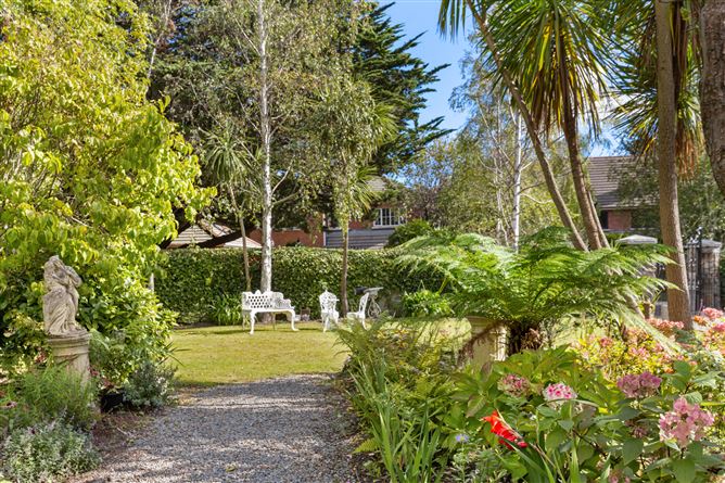 https://photos-a.propertyimages.ie/media/2/4/0/4960042/30188bd1-7b63-42aa-9163-0a6b60686768_l.jpg
