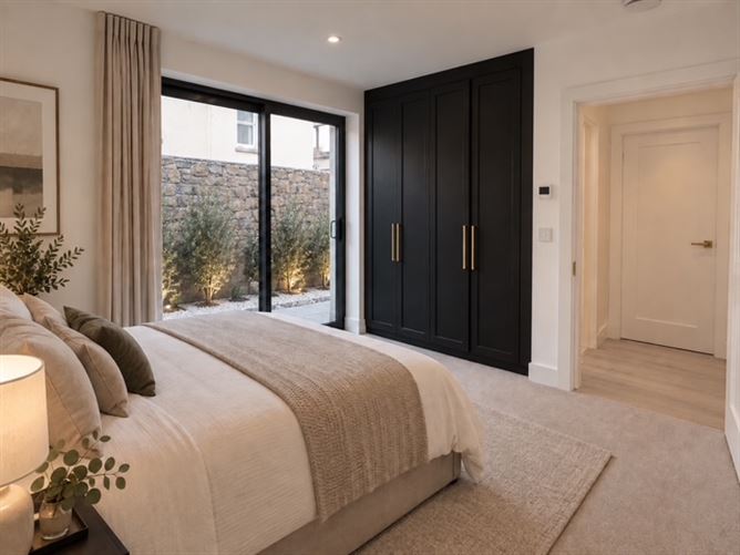 73 Beach Road, Sandymount, Dublin 4