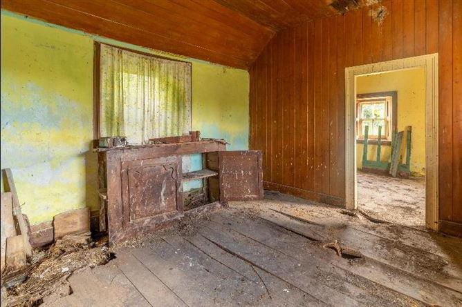 C.8.6 Lands Acres/3, 5 HA & Derelict Cottage, Tincurry, Cahir, Co. Tipperary, Tipperary