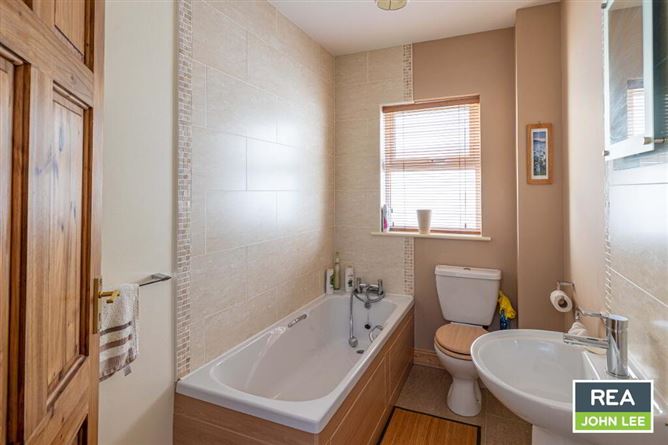 7 Hillcrest Manor, Newport, Tipperary
