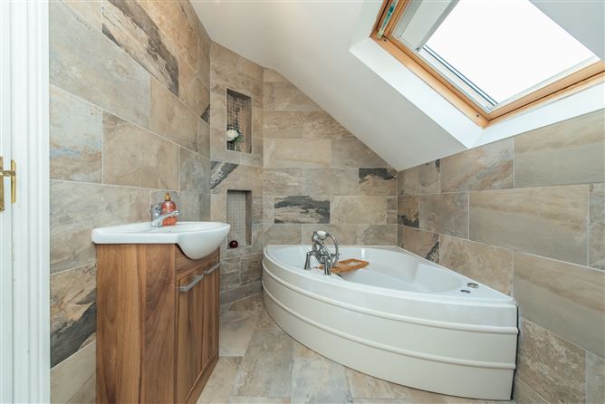 10 Rathbride Close, Kildare Town, Kildare