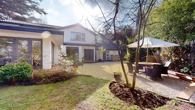 Dove Cottage, Commons Road, Loughlinstown, Dublin 18