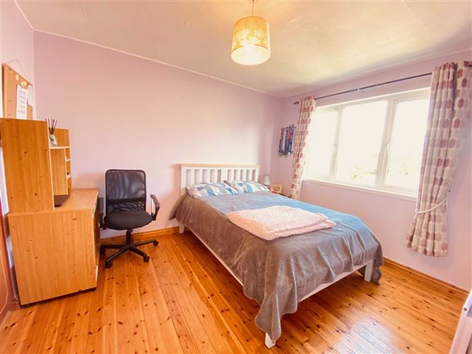422 Ashbrook Avenue, Tom Bellew Avenue, Dundalk, County Louth