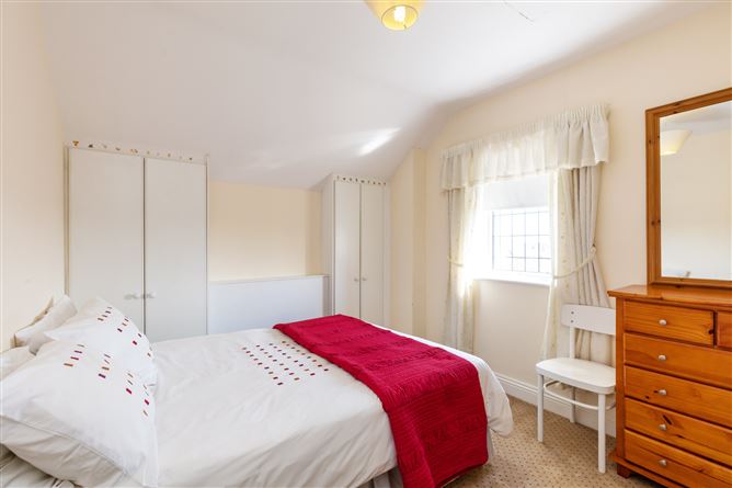 29 Oaktree Grove, Castleknock, Dublin 15