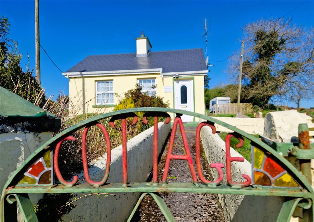 Dunmaynor Cottage, Killasser, Swinford, Co. Mayo