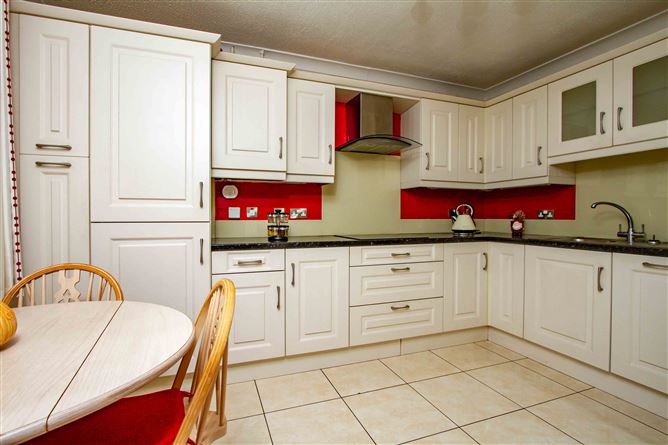 6 Yellow Meadows Lawns , Clondalkin, Dublin 22