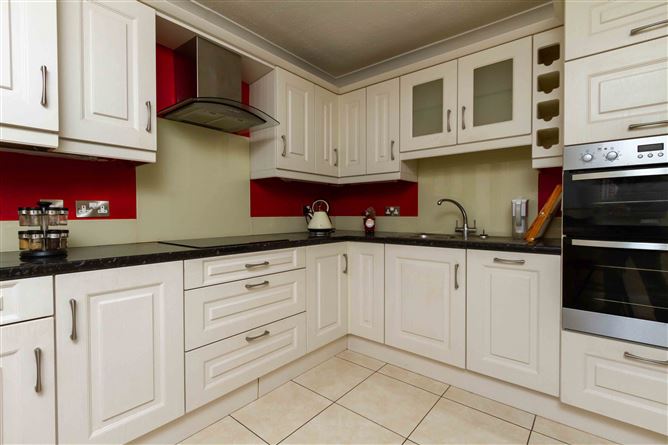6 Yellow Meadows Lawns , Clondalkin, Dublin 22