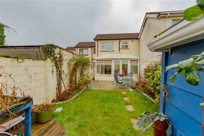 6 Yellow Meadows Lawns , Clondalkin, Dublin 22