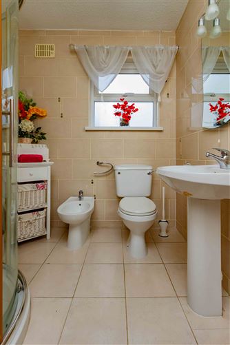 6 Yellow Meadows Lawns , Clondalkin, Dublin 22