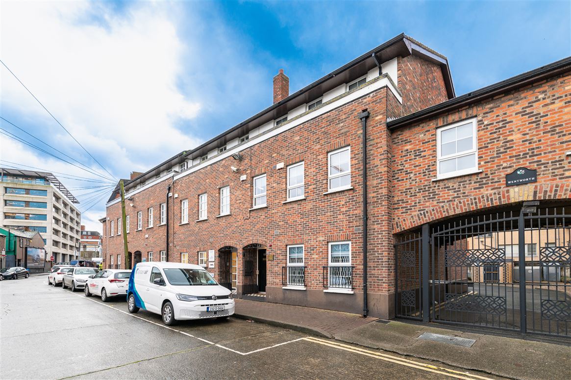11 Wentworth, Eblana Villas, Grand Canal Dk, Dublin 2