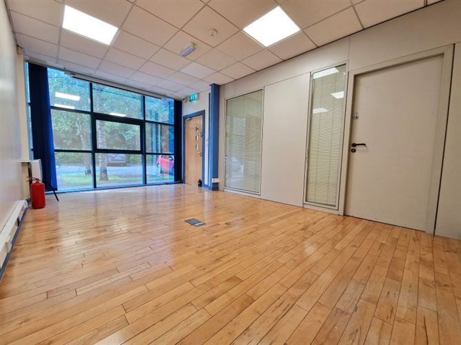 The Business Centre, Fonthill Industrial Park, Clondalkin, Dublin 22