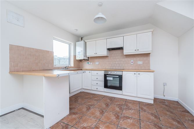 79 Rathcurragh, Green Road, Newbridge, Co. Kildare