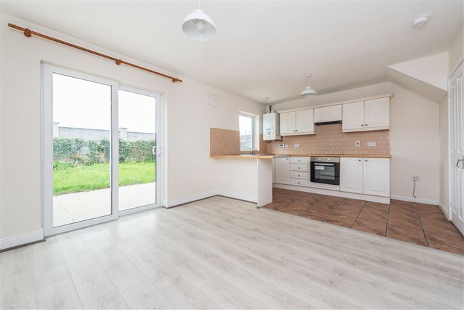 79 Rathcurragh, Green Road, Newbridge, Co. Kildare