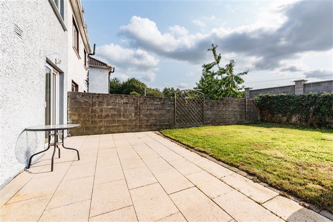 79 Rathcurragh, Green Road, Newbridge, Co. Kildare