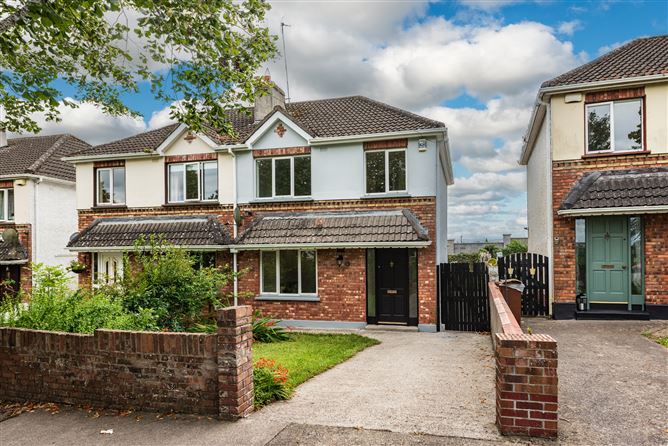 79 Rathcurragh, Green Road, Newbridge, Co. Kildare
