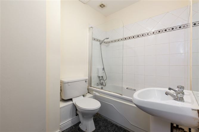 35 Mountjoy Square, Dublin 1