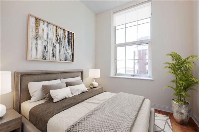 35 Mountjoy Square, Dublin 1