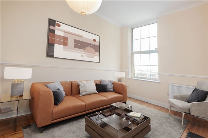 35 Mountjoy Square, Dublin 1