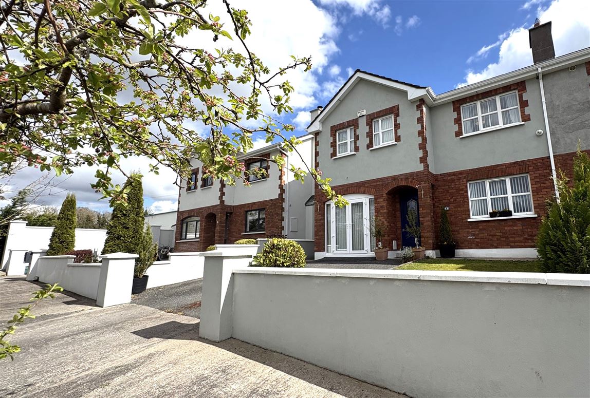 No. 8 The Meadows, Drumlish, Longford