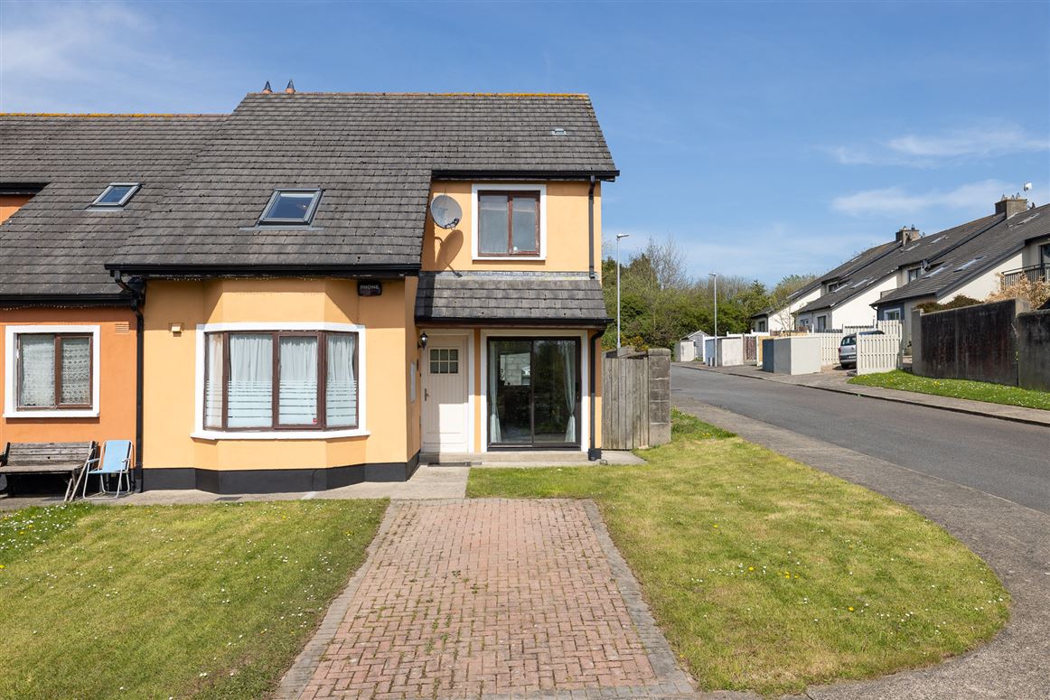 4 Beachside Drive, Riverchapel, Co. Wexford