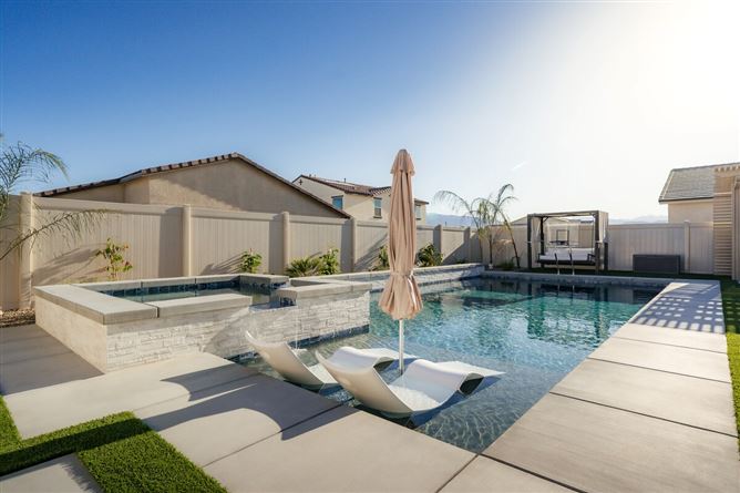 Luxe & Light,Coachella,California,USA