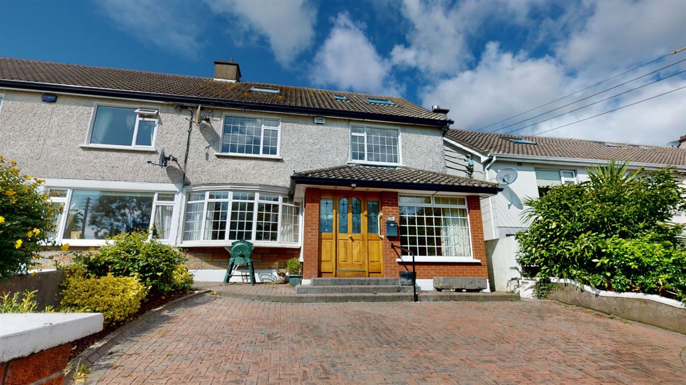73 Meadow Vale, Blackrock, Co. Dublin