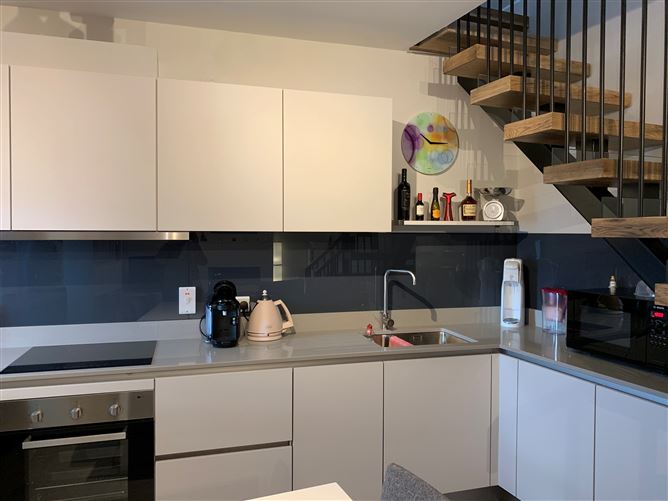  9 Salmon View Terrace, Sundays Well Avenue, Sundays Well, Cork