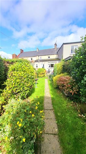 Newbridge Street, Birr, Offaly