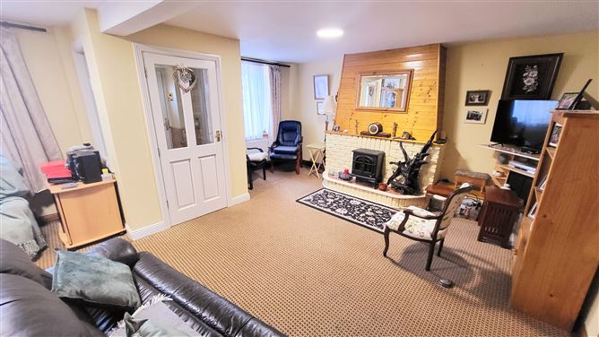 Newbridge Street, Birr, Offaly