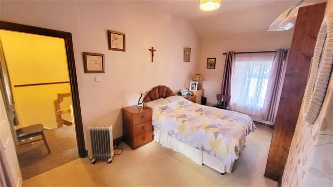 Newbridge Street, Birr, Offaly