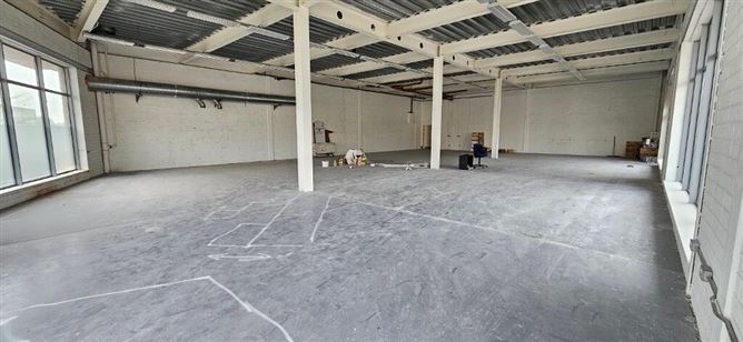 Unit 4, Shannonside Retail Park, Dublin Road, Carrick-On-Shannon, Leitrim