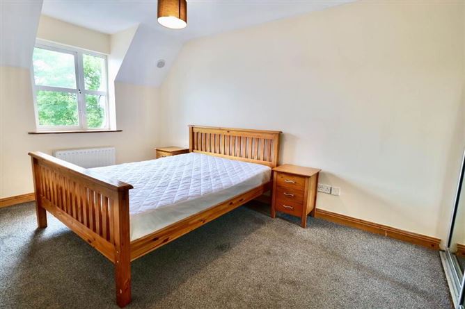 12b Woodfield Drive, Killeline, Newcastle West, Limerick