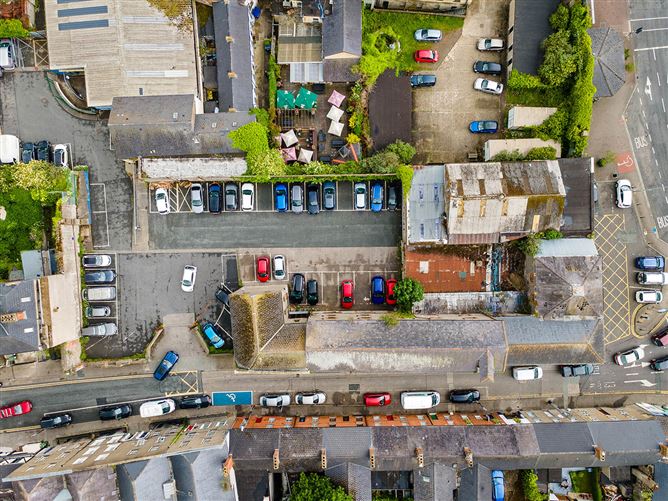 George's Square, Drogheda, Louth
