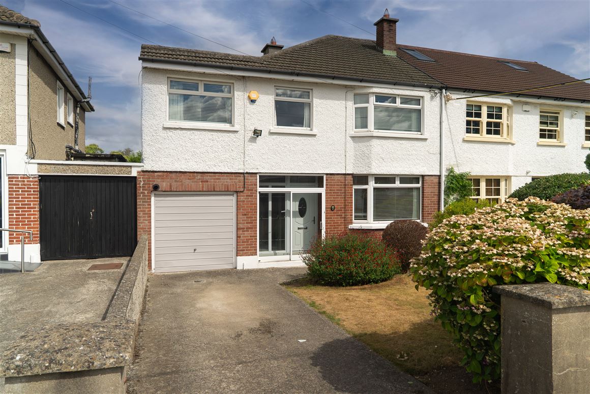 13 Springfield Drive , Templeogue, Dublin 6W
