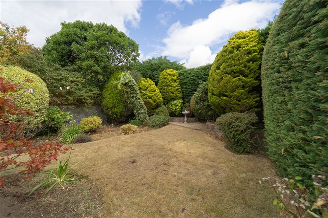 Photo 24 of 27 — 13 Springfield Drive , Templeogue, Dublin 6W