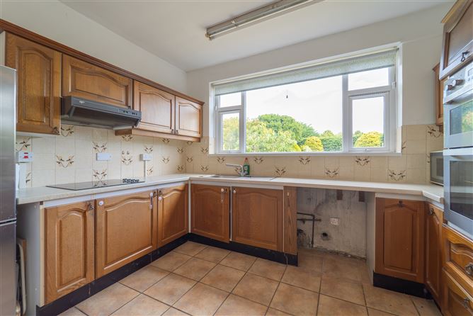 Photo 13 of 27 — 13 Springfield Drive , Templeogue, Dublin 6W
