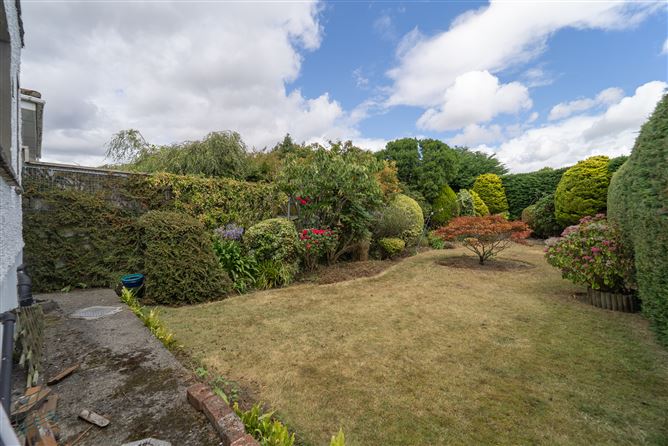 Photo 22 of 27 — 13 Springfield Drive , Templeogue, Dublin 6W