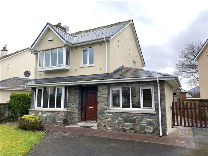 40 Lackabane Village, Fossa, Killarney, Co. Kerry Sherry FitzGerald