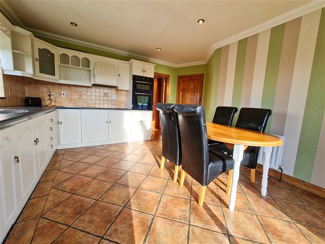 No. 156 Knockaphunta Park , Castlebar, Mayo