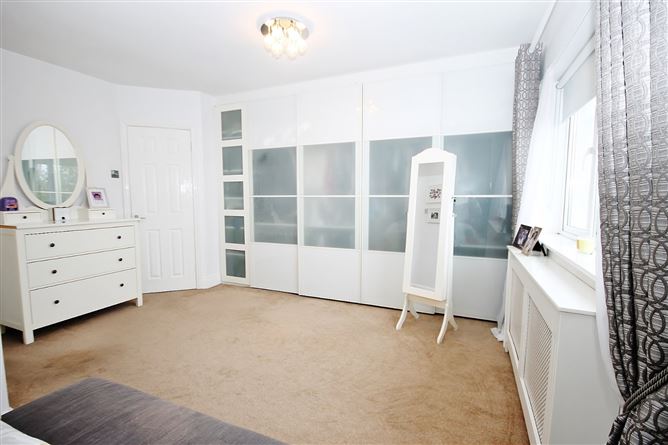 5 Ellensborough Lawn, Tallaght, Dublin 24