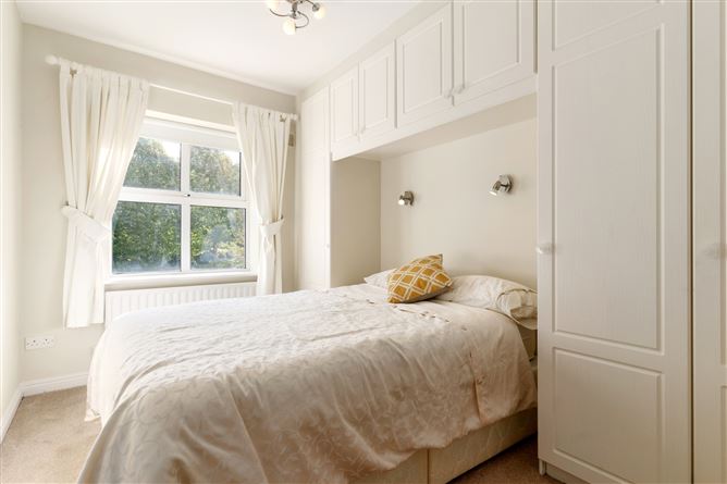 8 Belfield Park, Stillorgan Road, Blackrock, Co. Dublin
