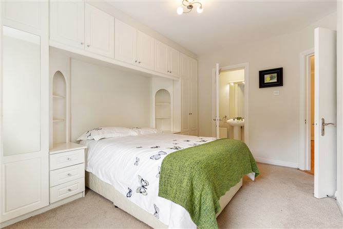 8 Belfield Park, Stillorgan Road, Blackrock, Co. Dublin