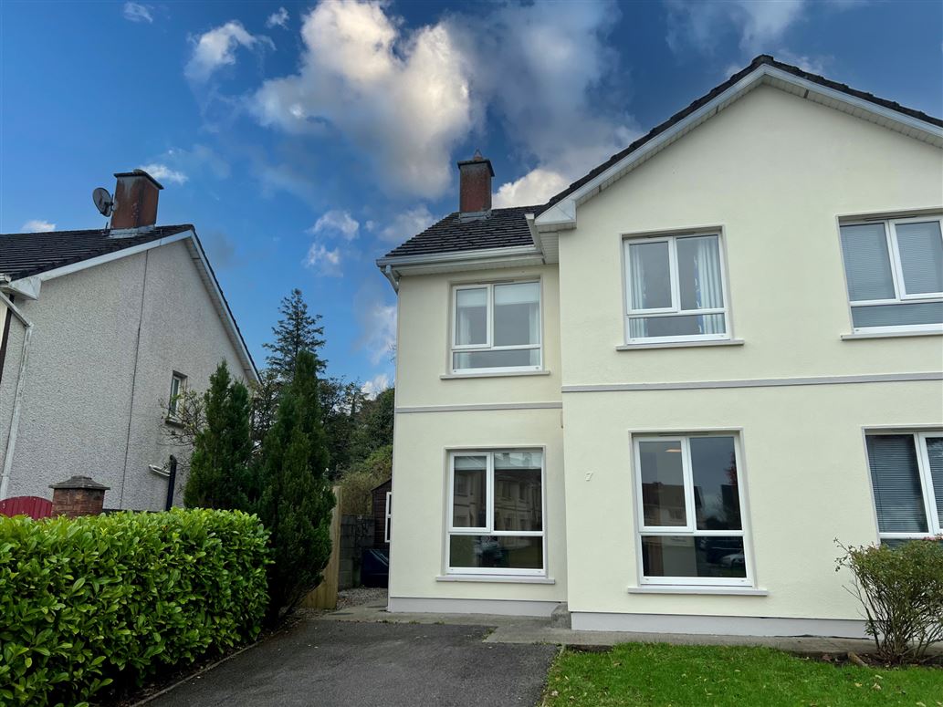 7 Woodville, Newport Road, Castlebar, Co. Mayo